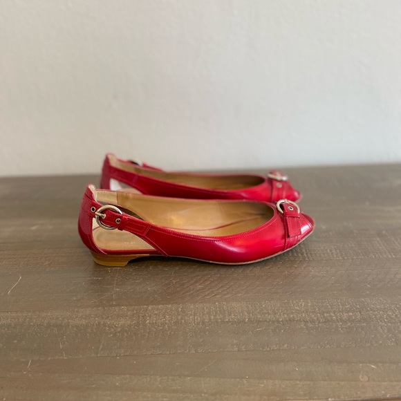 Stuart Weitzman Red Patent Leather Peep Toe Flats Size 8.5 with box. - Picture 5 of 9